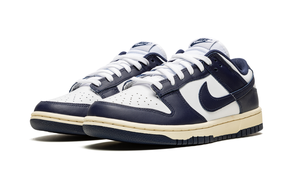 Nike Dunk Low Vintage Navy — view 2