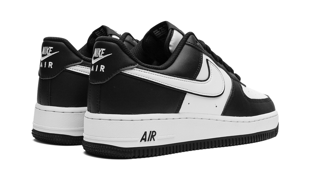 Nike Air Force 1 Panda — view 3